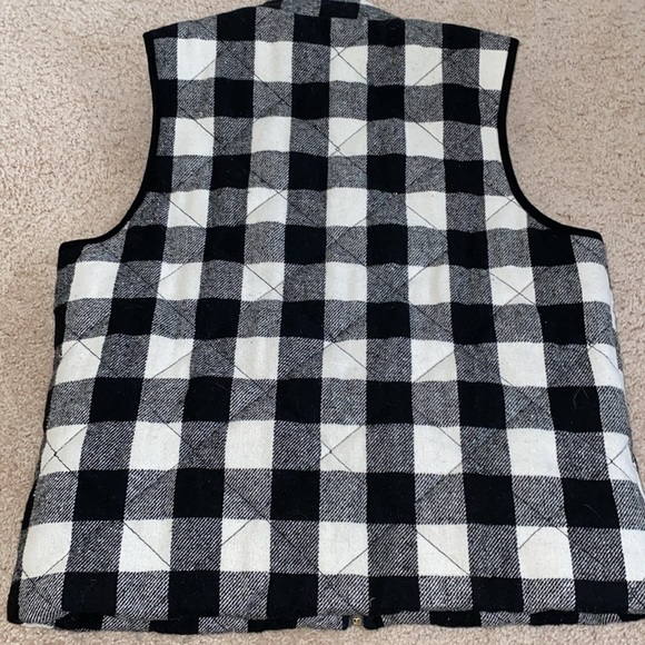 Buffalo Plaid Vest - Picture 5 of 6